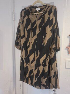 AG Los Angeles Black and Tan Shirt dress